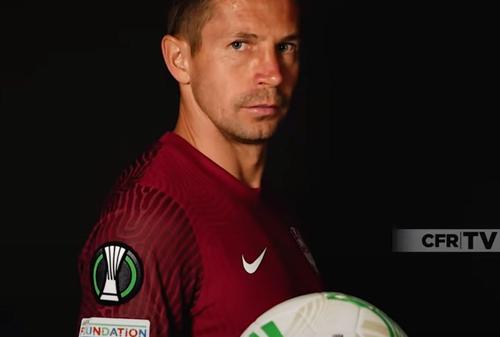 CFR Cluj și-a prezentat noul echipament, care va fi inaugurat joi, în debutul „feroviarilor” în Conference League contra cehilor de la Jablonec (22:00).
