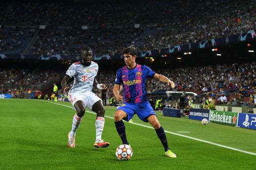 Sergi Roberto,  Barcelona, vs Dayot Upamecano, Bayern