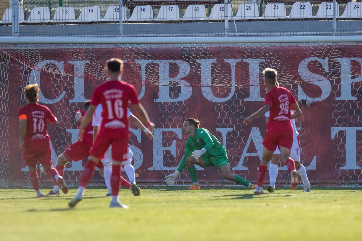 A început turul 3 din Cupa României » CSA Steaua, calificare dramatică la loviturile de departajare. Dinamo s-a distrat cu Tunari. Toate rezultatele