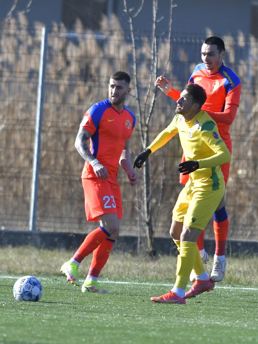 Davide Massaro, într-un meci amical cu FCSB // foto:Imago FCSB a refuzat transferul unui jucător crescut la Juventus: „Mi-au spus: «Nu, lasă!»”