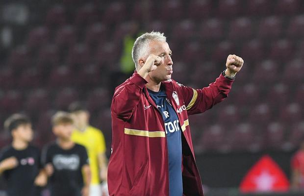 Fabulează din nou :) Dan Petrescu a „umblat” la cifrele adversarilor pentru a arăta cât sunt de periculoși! „A dat mereu câte 15-20 de goluri în ultimii 20 de ani”
