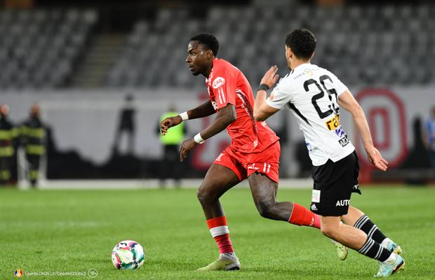 Liga 1 revine în forță, pe Betano, cu două meciuri care pot genera o cotă de peste 30, cu Bet Builder!