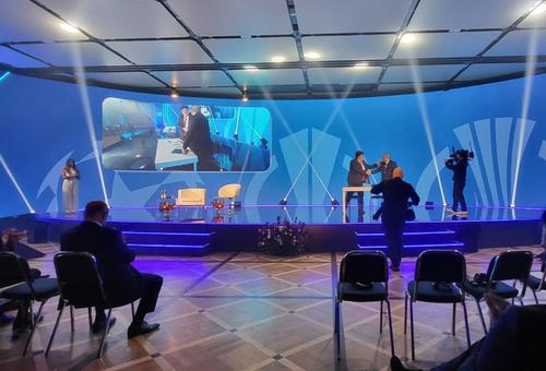Adrian Dincă, locotenent-colonel în cadrul Punctului Național Informare Manifestări Sportive din Inspectoratul General al Jandarmeriei Române, a semnat un acord de cooperare cu European Think Thank și UEFA.