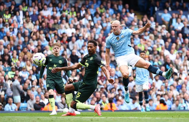 Manchester City - Brentford 2-1 » Dublă pentru Erling Haaland