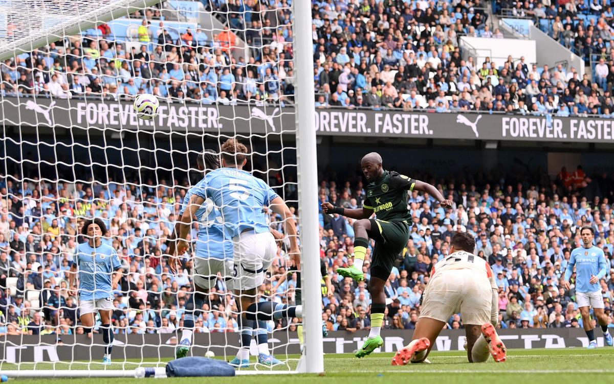 Manchester City - Brentford 2-1 » Dublă pentru Erling Haaland