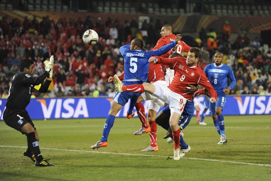 Honduras - Elveția, Campionatul Mondial din 2010. 25.06.2010 / Foto: Imago „Aduceți macetele, toată lumea pe graniță
