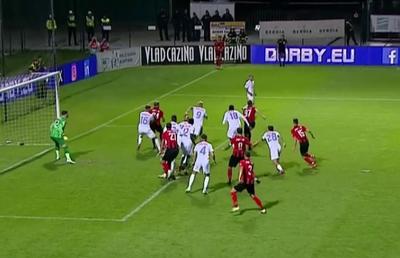 Autogol incredibil în Csikszereda - FCSB! Cum și-a băgat mingea în propria poartă campionul României
