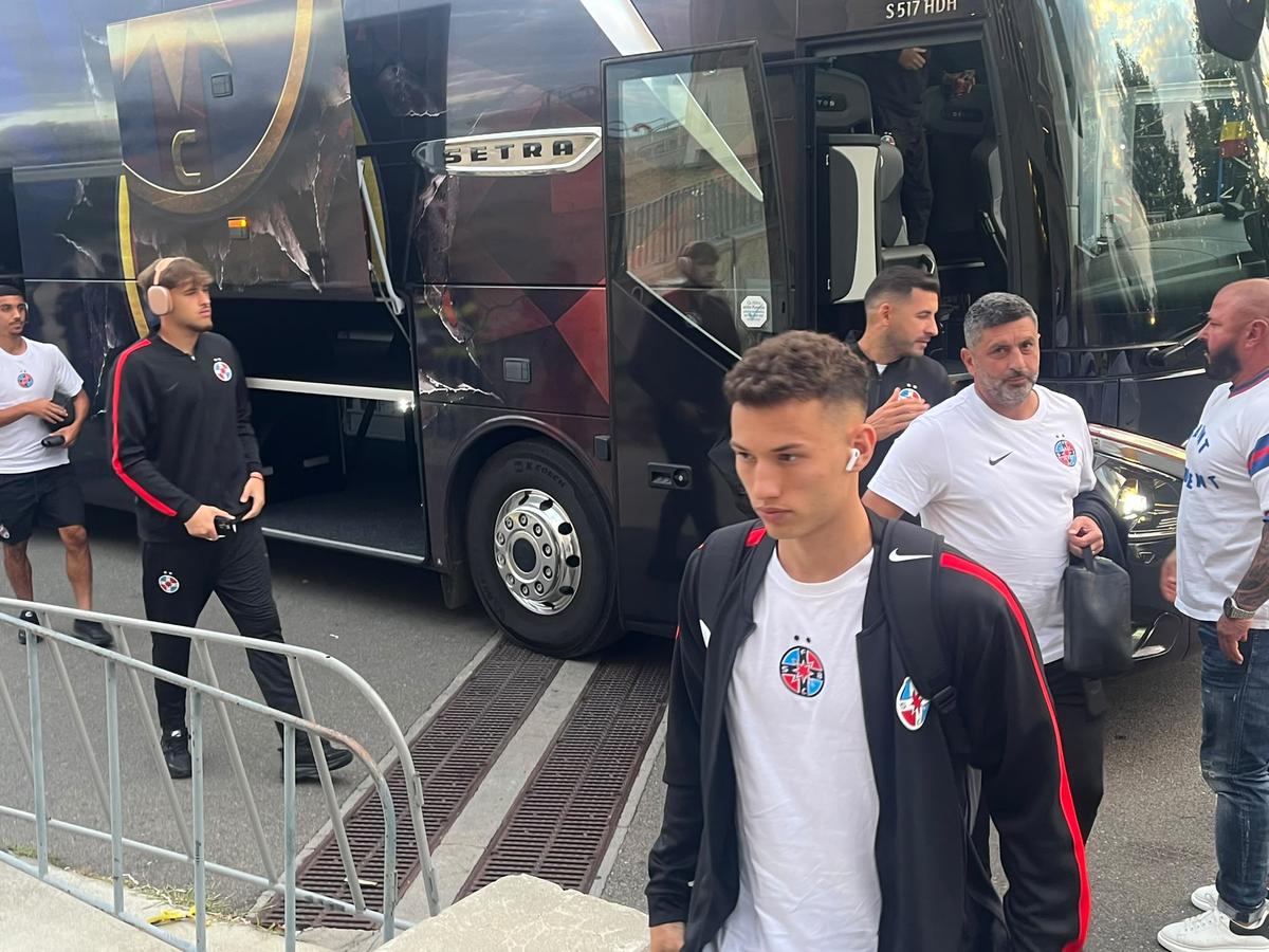 Înainte de FCSB - Petrolul, 14 septembrie 2026