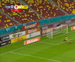 Ce fază au putut crea! Defensiva FCSB, făcută franjuri de Petrolul după doar 3 minute