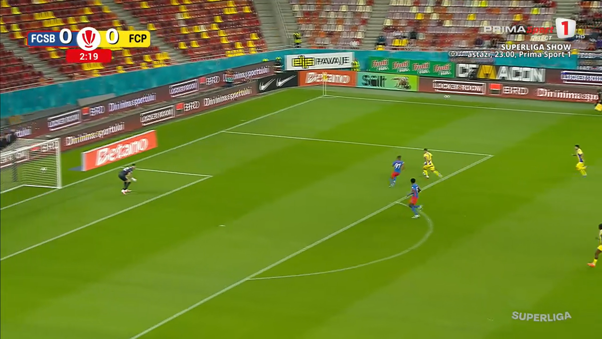 Ce fază au putut crea! Defensiva FCSB, făcută franjuri de Petrolul după doar 3 minute