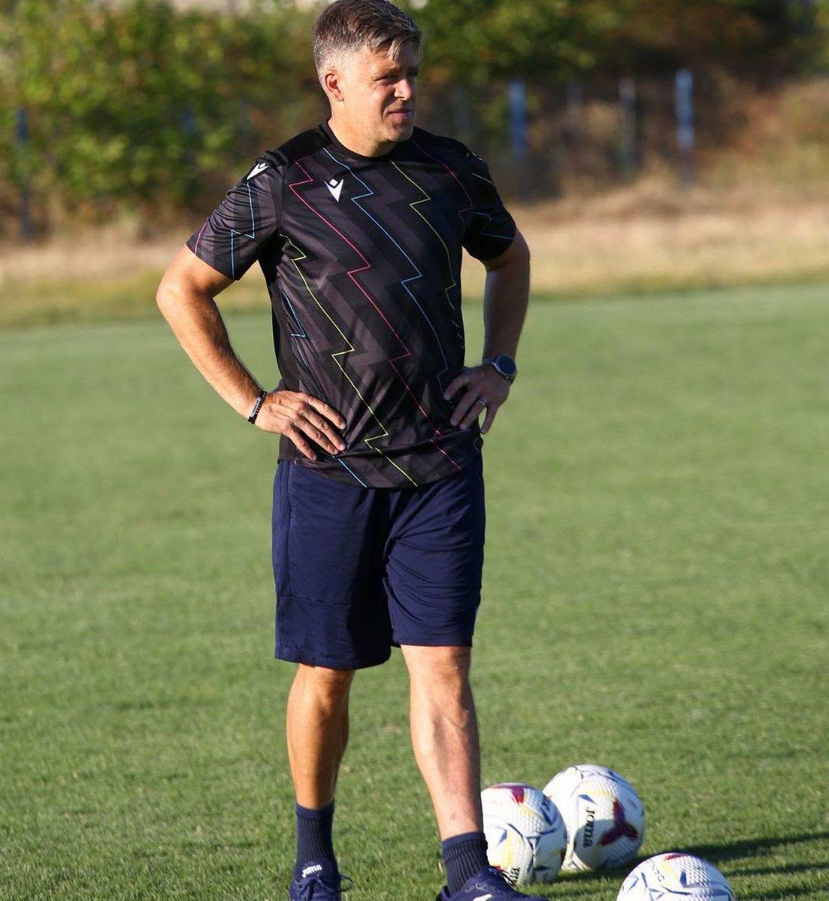 Adrian Dulcea, antrenorul „revelației” CSM Slatina