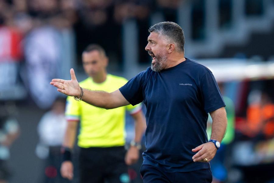 Antrenorul Gennaro Gattuso s-a revoltat după ce a văzut din nou absența fanilor în meciul de pe „Olimpico” Lazio - Milan 2-2 / Foto: Imago Cum încearcă jucătorii lui Lazio să-i readucă pe fani la stadion » Patronul Claudio Lotito a fost pus în gardă