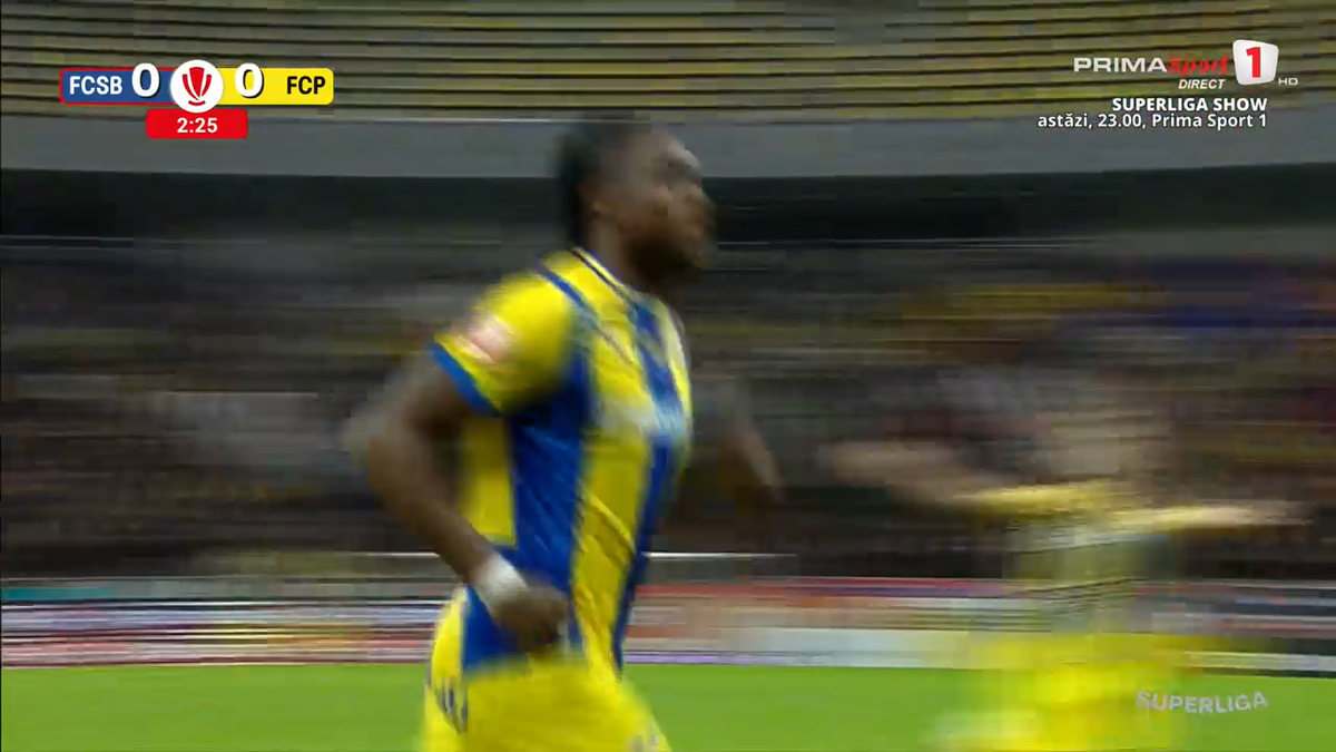 Ce fază au putut crea! Defensiva FCSB, făcută franjuri de Petrolul după doar 3 minute