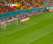 Golul lui Nlundulu în FCSB - Petrolul // foto: capturi Prima Sport