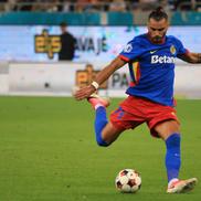 Karlo Muhar, în FCSB - Petrolul // foto: Ionuț Iordache