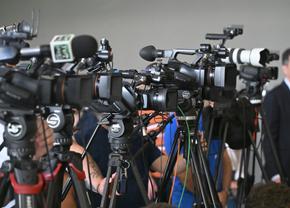 APS avertizează: acreditarea nu trebuie să devină un instrument de presiune asupra jurnaliștilor! Exemplele negative Dinamo, Miercurea Ciuc și Rapid