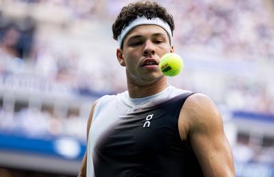 După US Open, Ben Shelton critică regulamentul! Vrea o regulă care să taxeze ce i-a făcut Zverev