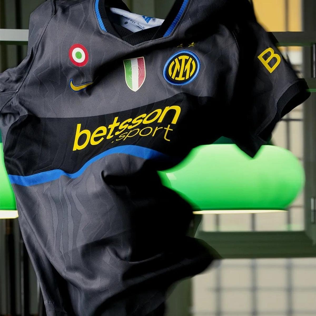 Inter și-a lansat al treilea tricou de joc pentru sezonul 2026-2027