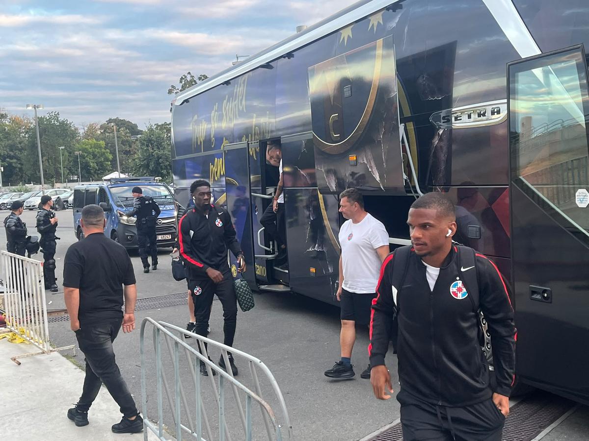 Înainte de FCSB - Petrolul, 14 septembrie 2026