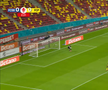 Golul lui Nlundulu în FCSB - Petrolul // foto: capturi Prima Sport