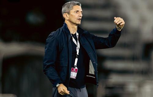 Răzvan Lucescu îi mai are sub comanda sa la Al Sadd pe Roberto Firmino și Alessio Romagnoli, dintre fostele vedete ale fotbalului european