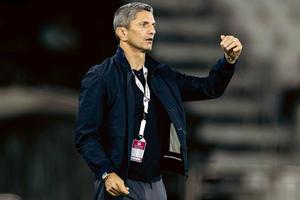 Superfotbalist sub comanda lui Răzvan Lucescu la Al-Sadd! A refuzat Serie A și are un salariu uriaș