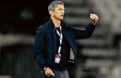 Superfotbalist sub comanda lui Răzvan Lucescu la Al-Sadd! A refuzat Serie A și are un salariu uriaș