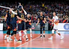 România - Turcia, duel decisiv pentru calificare » Tricolorii joacă entuziasmant și conduc cu 2-0