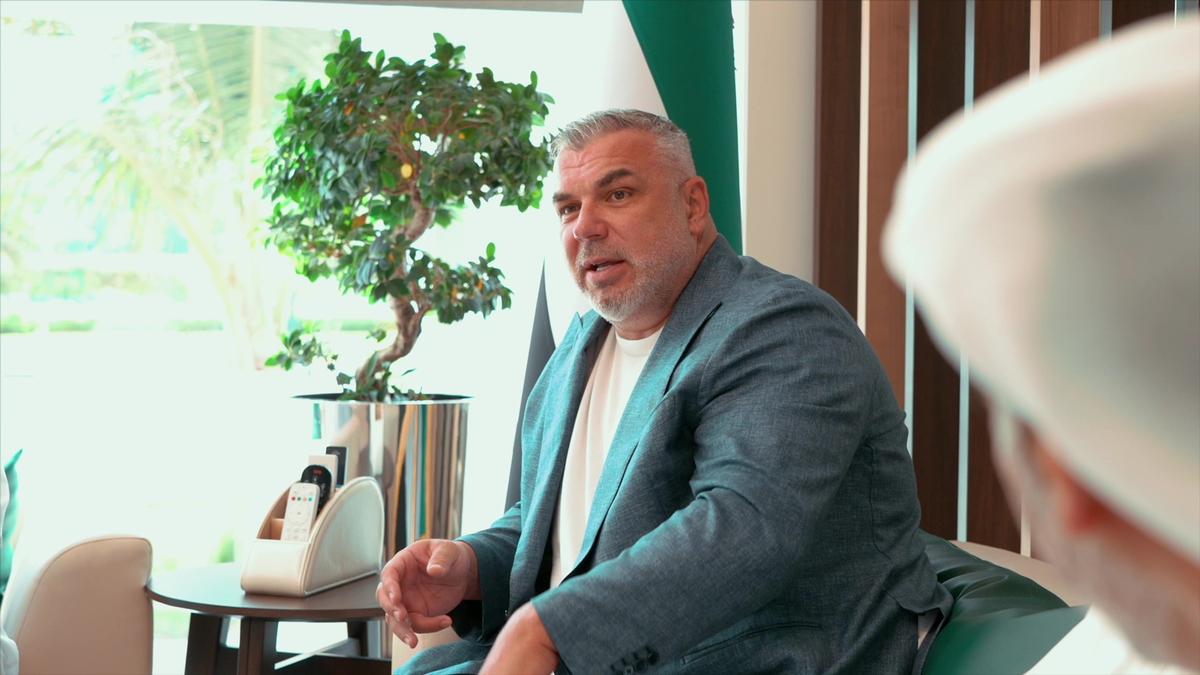 Cosmin Olăroiu și-a recuperat ceasul furat care costă o avere » Poliția l-a găsit pe alt continent + 3 suspecți au fost deja reținuți
