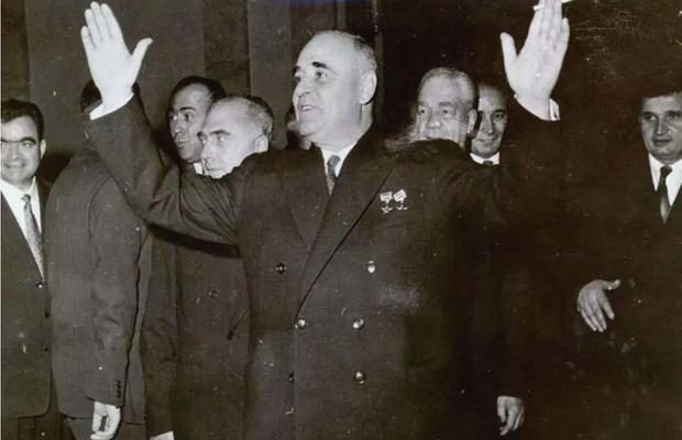 Rapid, club oprimat sau favorizat de sistem? » Episodul 2: Favoriții lui Dej și Apostol, apoi dușmanii Partidului! Cum erau șantajați + mutarea în Ghencea