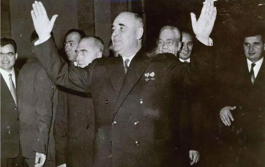 Gheorghe Gheorghiu-Dej / FOTO: Libertatea Rapid, club oprimat sau favorizat de sistem? » Episodul 2: Favoriții lui Dej și Apostol, apoi dușmanii Partidului! Cum erau șantajați + mutarea în Ghencea