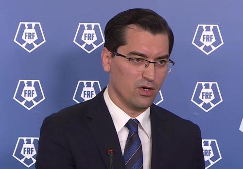 Răzvan Burleanu (38 de ani), președintele Federației Române de Fotbal, a fost vizibil deranjat de o întrebare primită în cadrul conferinței de presă de la finalul CEx: „Dacă nu câștigăm grupa pentru Euro 2024, doar selecționerul va plăti cu postul?”.