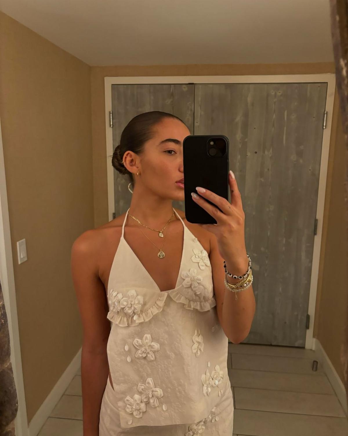 Fiica lui Jose Mourinho a atras toate privirile la Coachella: „Ce-i cu acel abdomen?”