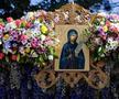 Mii de persoane, la Sfânta Liturghie oficiată la Iaşi de hramul Sfintei Cuvioase Parascheva. FOTO: Basilica