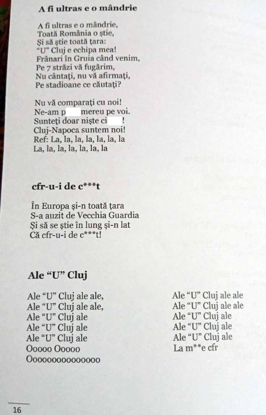 sursă foto: actualdecluj.ro Scandalos! „Toți steliștii din Ardeal...” » „U” le-a oferit „bobocilor” din Cluj-Napoca carnete cu cântece suburbane ale galeriei: „Din greșeală, nu am tipărit versiunea «clean»”