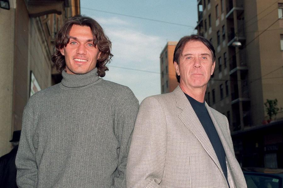 Paolo și Cesare Maldini, într-o poză artistică făcută la Milano în toamna anului 1980 / Foto: Imago Dinastia MalTRIni merge mai departe