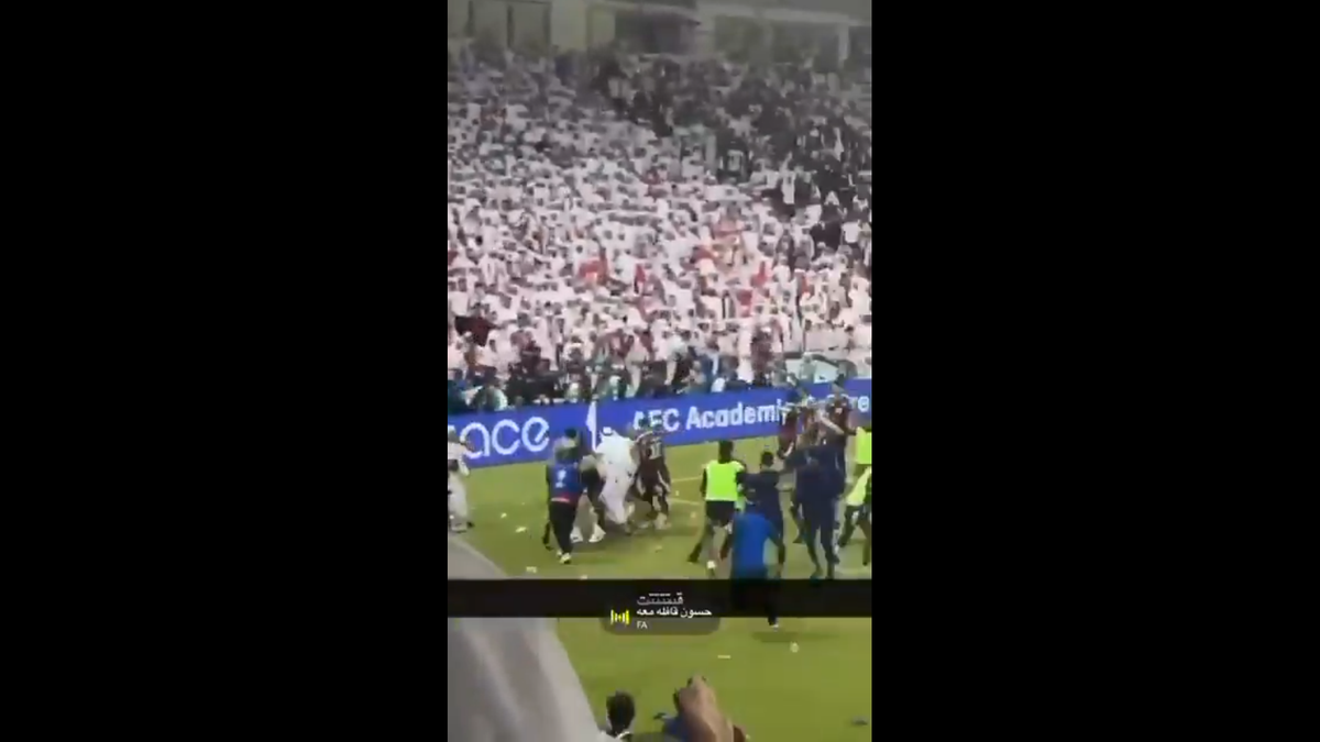 Incidente în timpul meciului Qatar - Emiratele Arabe Unite