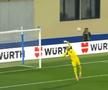 Gol de la jumătatea terenului în Andorra - Serbia