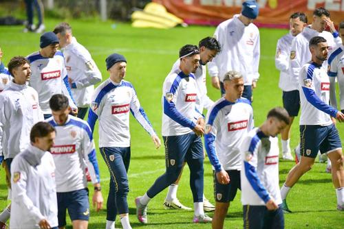 Lisav Eissat (centru) ar putea fi titular în Bosnia - România. FOTO: GSP.ro