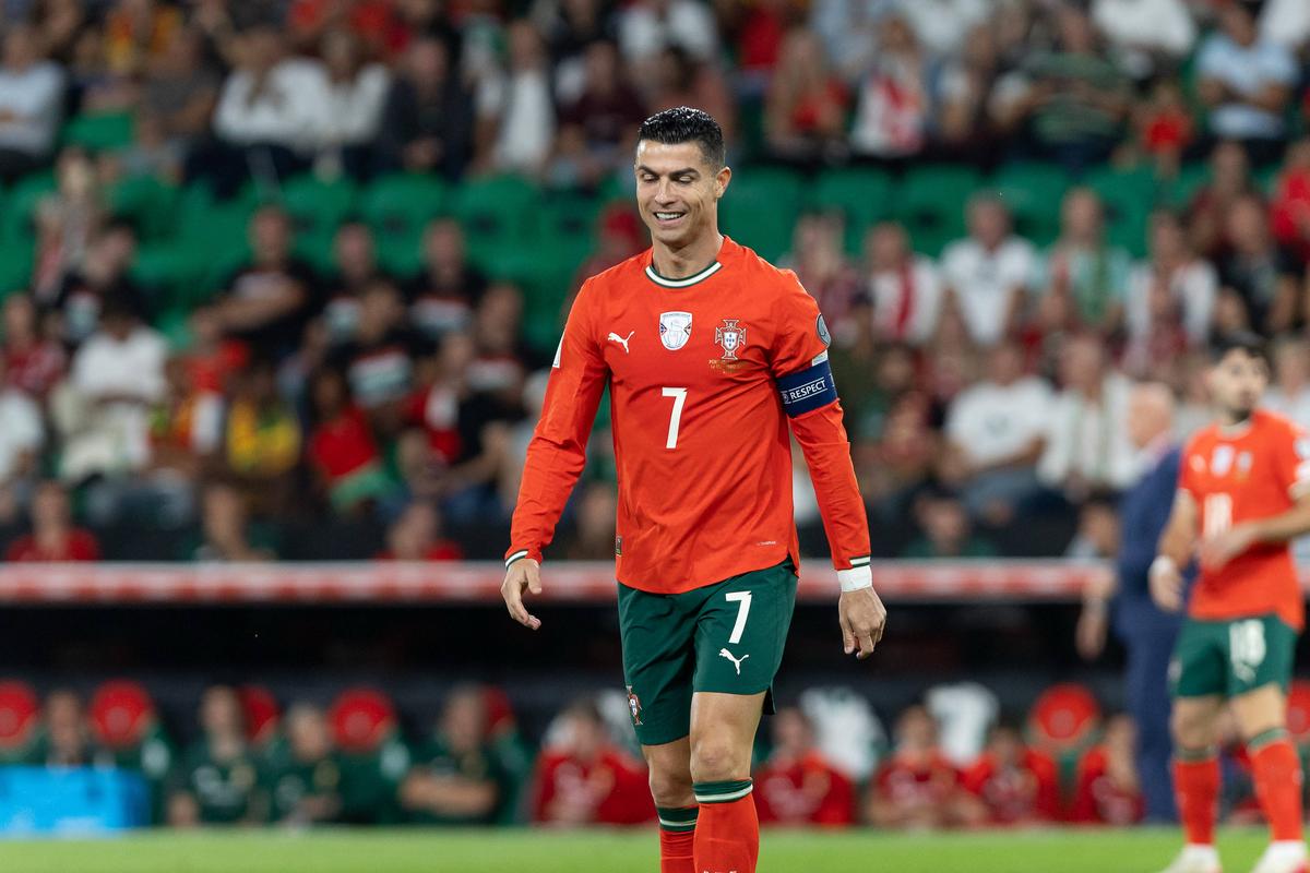 Anglia s-a calificat la CM 2026 după o victorie la scor » Ronaldo a marcat două goluri în Portugalia - Ungaria! Toate rezultatele și clasamentele