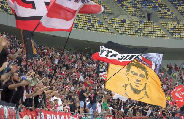 Atac în plin! Legenda lui Dinamo l-a DEMOLAT pe fostul președinte: „Dă multe lecții! Nu ți-e, mă, rușine?”