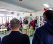 Momente speciale la Cluj » Jucătorii de la CFR au adus zâmbete și speranță copiilor de la Institutul Oncologic