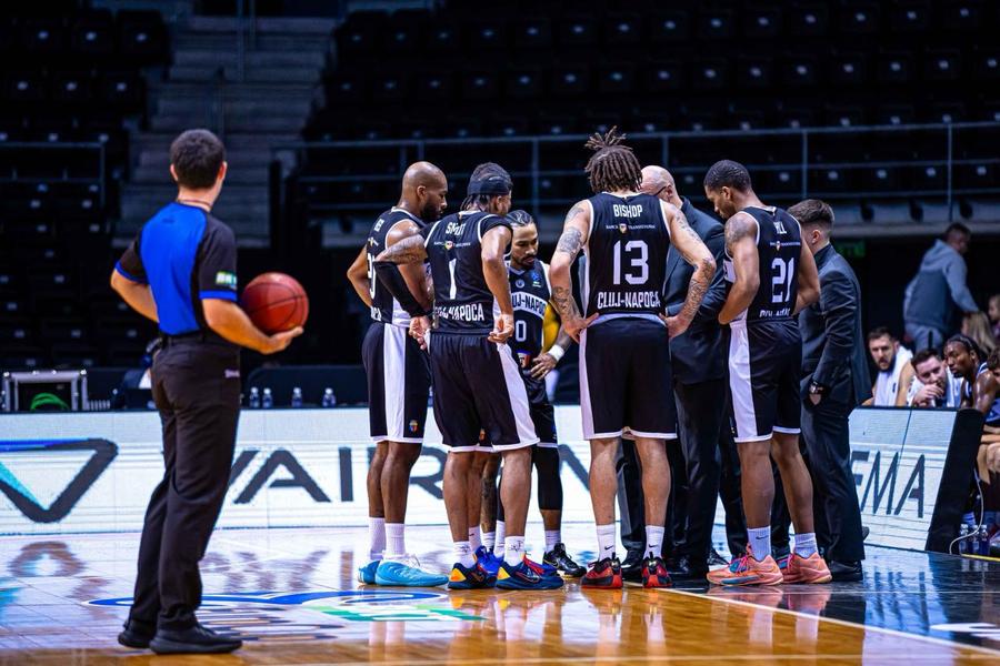 Siauliai - U-BT Cluj-Napoca, în etapa a 3-a a EuroCup/Foto: euroleaguebasketball.net U-BT Cluj-Napoca, repriză secundă excelentă în Lituania și victorie la 19 puncte în EuroCup