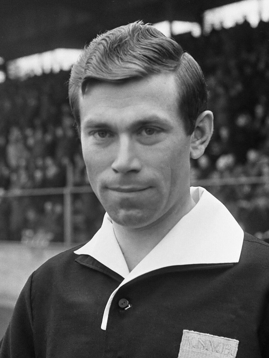 Jan Keizer a avut parte de un protocol memorabil la București cu ocazia meciului Dinamo - Hamburg, potrivit relatărilor făcute de fostul președinte al roș-albilor, Vasile Anghel. Foto: wikipedia Arhivele Securității: imagini rare și detalii explozive din culisele europene ale lui Dinamo - mese de lux, bani, fete și vacanțe pentru arbitri + „A apreciat-o pe informatoarea «Brândușa»”