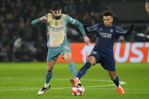 Josko Gvardiol și Desire Doue, în Manchester City - PSG / Foto: Imago Images