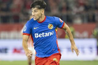 Pădurariu, Cucurella sau Nuno Mendes?