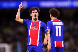 PSG o dezmembrează pe Manchester City » Guardiola privește umilința din tribune!