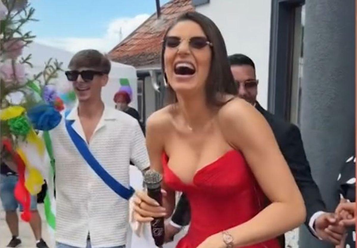 „Era deja la știri dacă era invers” » Soția unui UEFAntastic, gest aprig criticat la o nuntă: „Alo, doamna artistă”