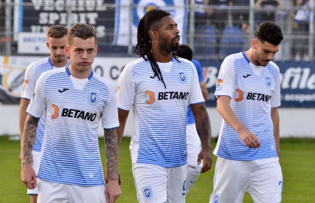 Probleme cu „piticii” » De ce nu se apropie de titlu Craiova lui Victor Pițurcă