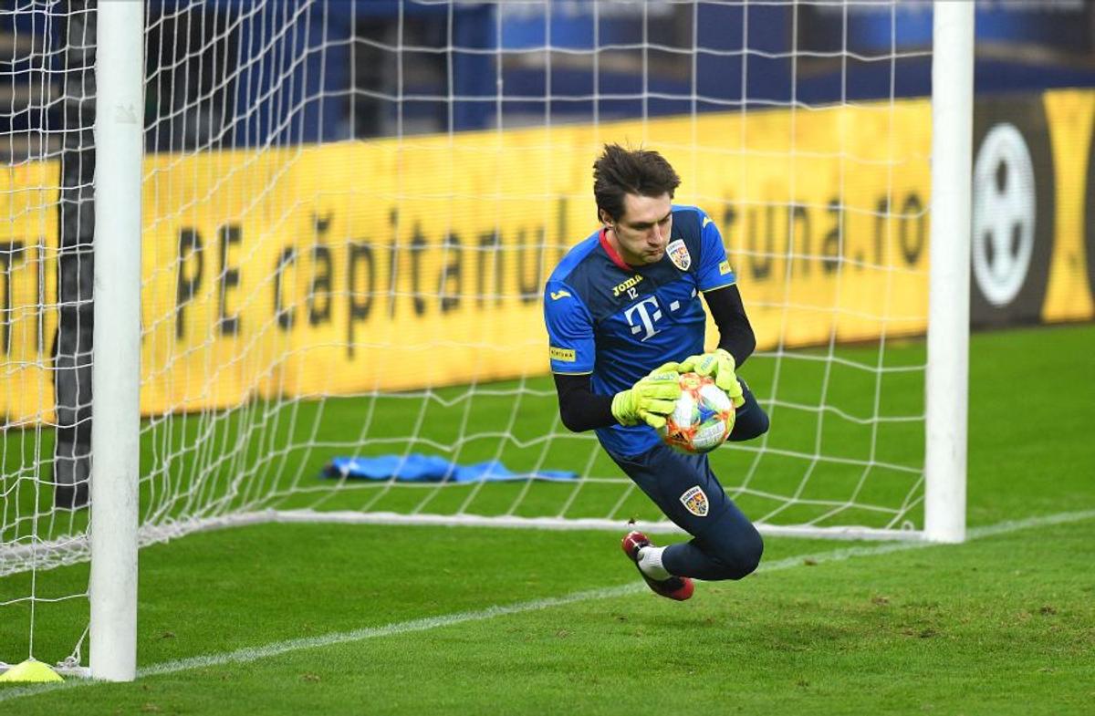 ROMÂNIA - SUEDIA // VIDEO+FOTO Cosmin Contra, iritat când a fost întrebat despre neconvocarea lui Ionuț Radu